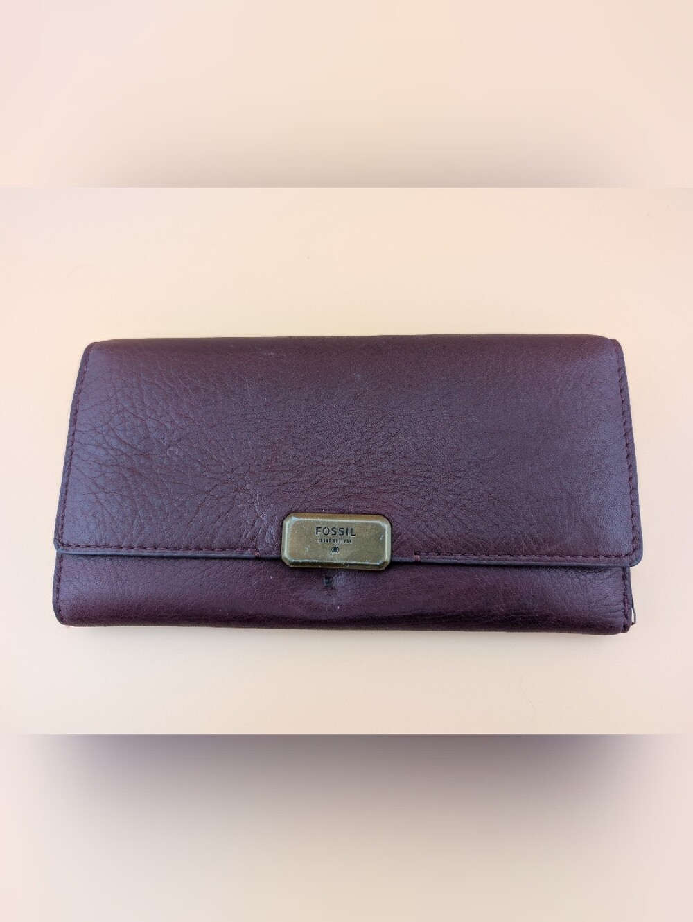 Fossil Leather Clutch Wallet Trifold "Emerson" In Maroon Oxblood Color
